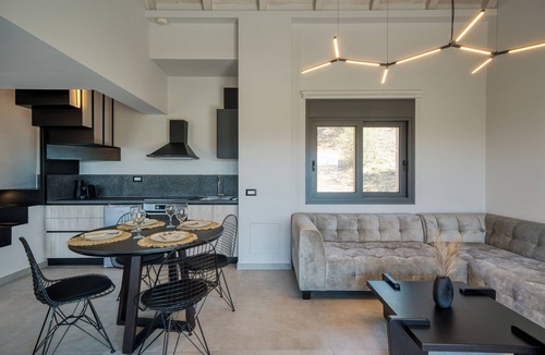 Aria House | Doceo Refined Living