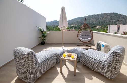Melidoni Villa | Dodo's Residence, heated pool & jacuzzi!