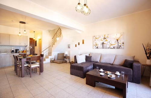 Sfakaki Apartment | Dolce Alba-Sea View Exclusive Maisonette