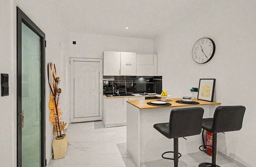 Agios Gordios Apartment | Doliva Studio 6 Apartment with Private Pool