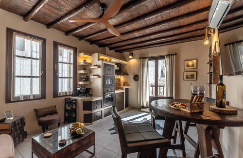 Old Town Naxos Apartment | Domus Castrum