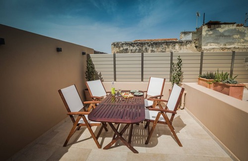 Old Town Rethymnon House | DOMUS CLODIA, sensing Rethymno's Old Town!