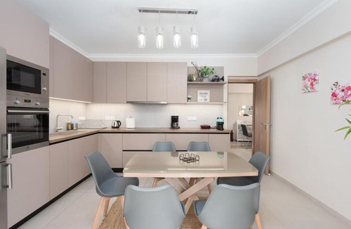 Galatsi Apartment | Domus Lux Galatsi