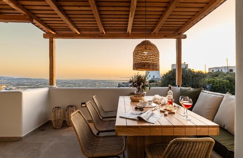 Naxos Town Villa | Eartha Horizon Villas Naxos