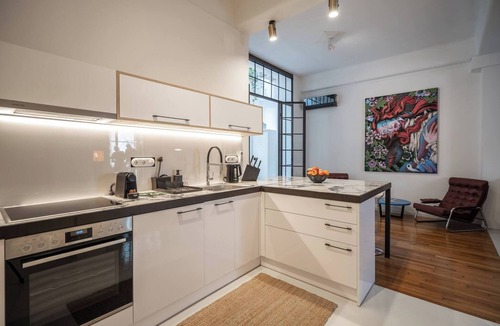 Psirri Apartment | Ebullience - Stylish & Chic Athens Apartment