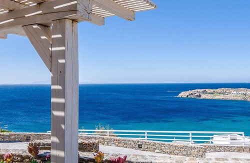 Paraga Hotel | Eden View Suites & Villas