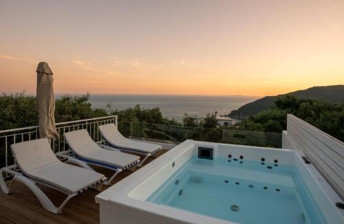 Agia Kiriaki House | Elaia's Villas Hot Tub & Seaview
