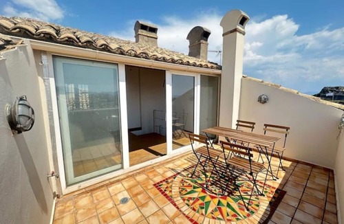 Old Town Apartment | Elegant 3-Story w/veranda penthouse in the heart of Corfu's enchanting Old Town