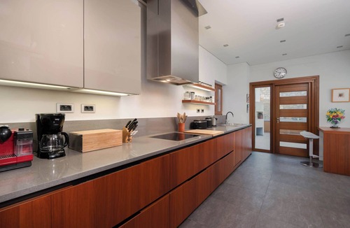 Halepa Villa | Elegant And Simplistic Villa With Top Notch Facilities