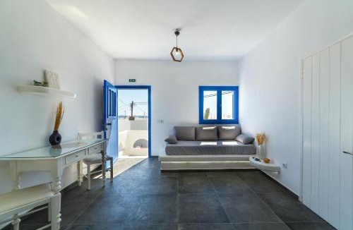 Emporio House | Elegant Cycladic Villa