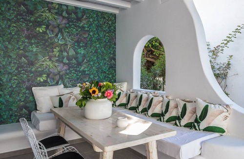 Mykonos Town Villa | Elegant Mykonos Villa | Villa Joie | Swimming Pool | 3 Bedrooms