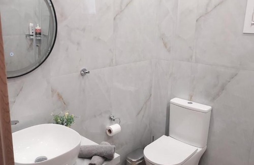 Perea Apartment | Elena's Place, free parking!
