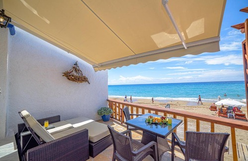 Agios Gordios Apartment | Elena's Seaside Apartments & Studios