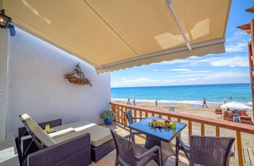 Agios Gordios Apartment | Elena's Seaside Apartments & Studios
