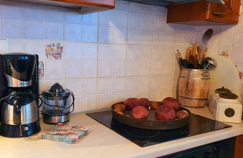 Eptalofos House | Eleni's Guesthouse Country House with Wi-Fi and Mountain Views