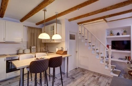 Longos Apartment | Elias Cottage
