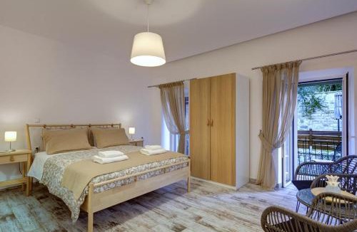 Longos Apartment | Elias Cottage
