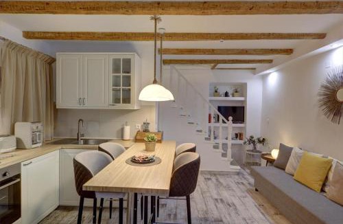 Longos Apartment | Elias Cottage