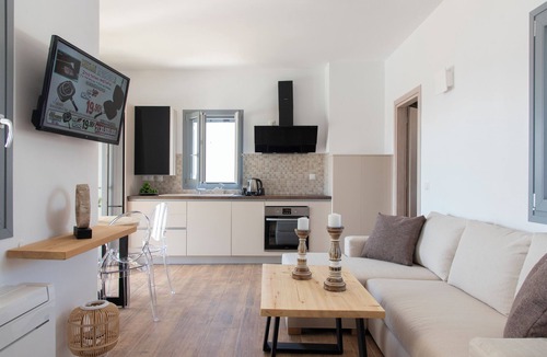 Paros Villa | Elitas Villa B, with 3 br and private pool