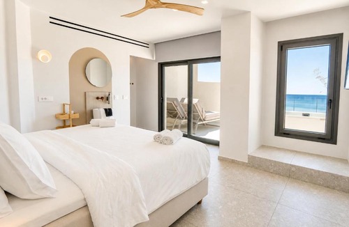 Plomari Bed & Breakfast | enplomare