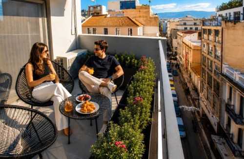 Monastiraki Apartment | Ermou w Jacuzzi Acropolis View Monastiraki