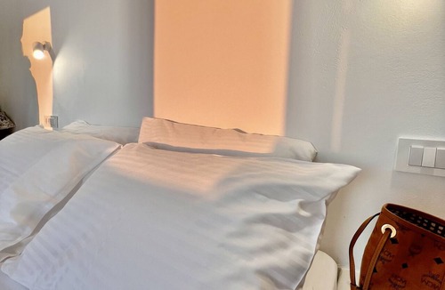 Imerovigli Hotel | Esmi Suites Santorini 01