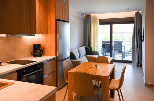 Paralia Dionysiou Apartment | Estelle luxury living Premium Apartment in Paralia Dionisiou (302)