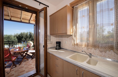 Houdetsi Villa | Estia, "goddess" Of Family And Warmth In Cretan Nature!