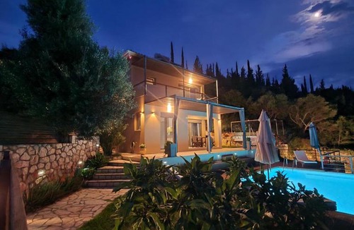 Drimonas Villa | euphoria villas - Gaia & Aura