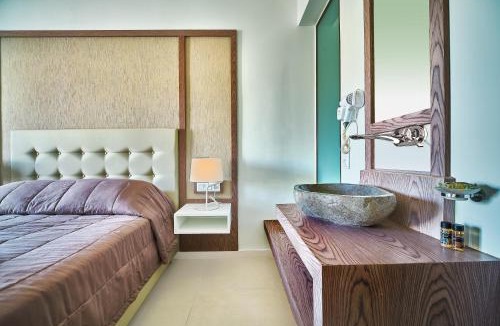 Adelianos Kampos Hotel | Eva Bay Hotel On The Beach - Adults Only