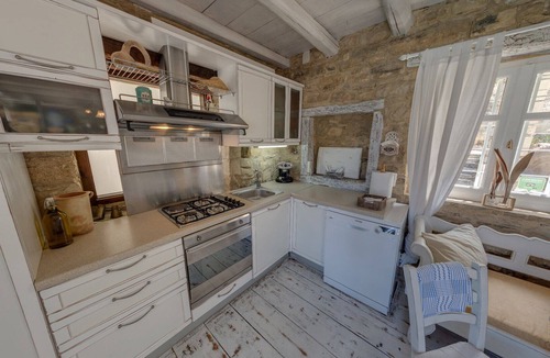 Pitsidia Villa | Exclusive natural stone holiday villa, comfort, luxury and tradition, private pool