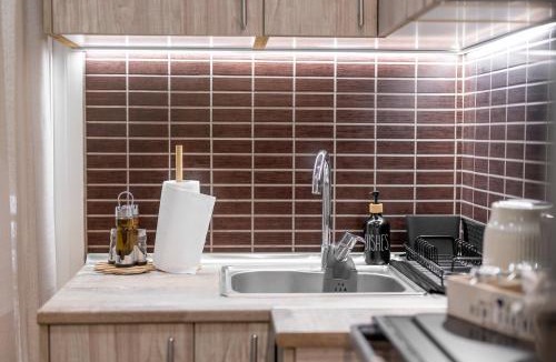 Larissa Apartment | EY CENTRAL STUDiO 2