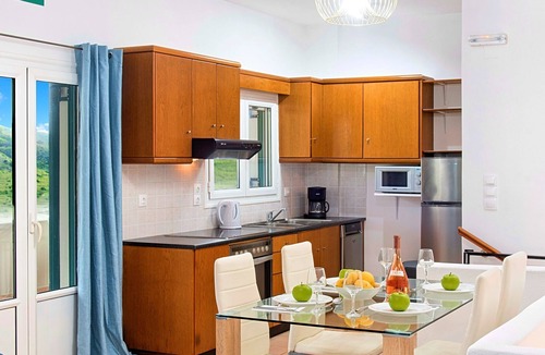 Kavallos House | für 16 Personen in Kavallos, Kreta (West-Kreta) by Interhome