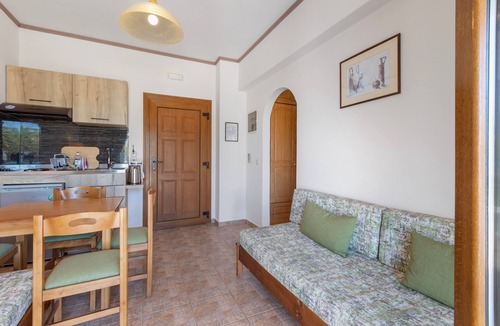 Agia Galini Apartment | Family Beachfront Apartment with Sea View in Agia Galini, Crete
