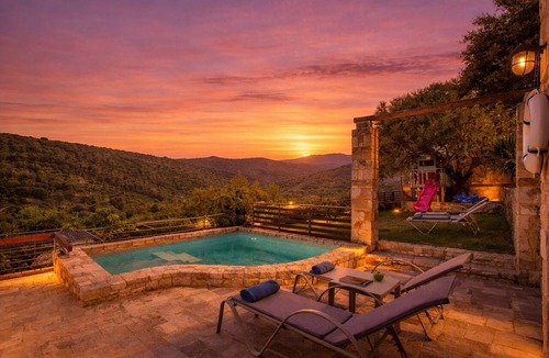 Agia Villa | Family Villa on a quiet hill slope with swimming pool and amazing tree house.