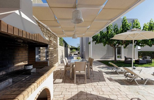 Agia Triada Villa | Family Villa with Private Pool and Ping Pong table