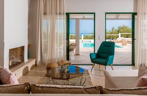 Neromilos Villa | Farao Villa with private pool