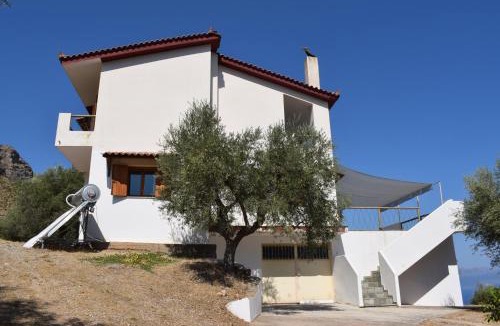 Trapeza House | Farma Koudoura