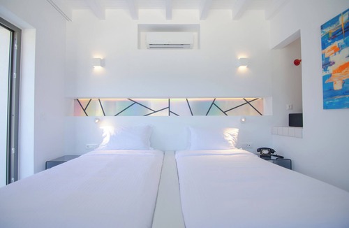Mylopotas Hotel | FarOut BeachClub - Rooms & Camping