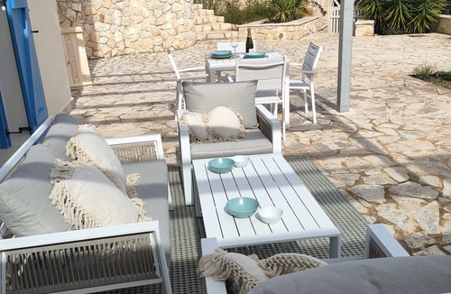 Tselendata Villa | Five minutes from Fiskardo, the villa is surrounded by greenery and has a lovely view