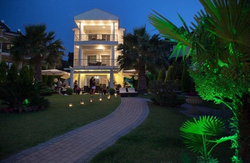 Polichrono Apartment | Flat in Pallini with private terrace