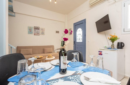Lakka House | Flora Maisonettes 1 Walk to Beach A C Wifi Car Not Required