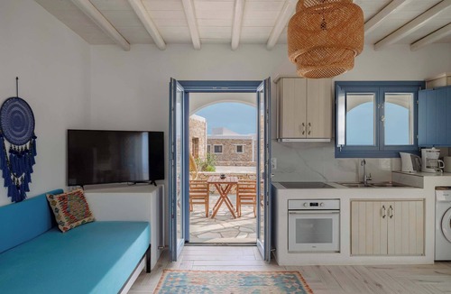 Ano Meria House | Folegandros Enchanting Moniasma Home, Sunset Views
