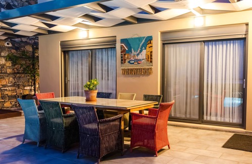 Mavrikiano Villa | Front row sea view villa