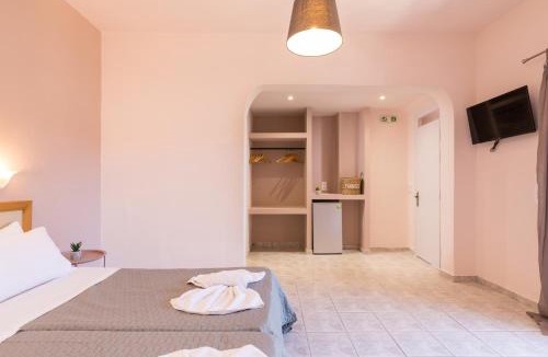 Ipsos Hotel | Garden Budget Rooms By Dominoes Corfu