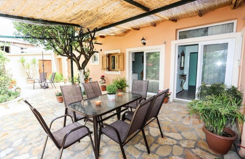 Agios Ioannis House | Garden House Kastellani-4BD&Garden near CorfuTown