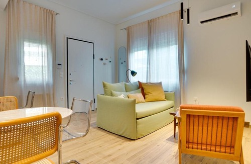 Papagou-Holargos Apartment | Garden Level Gem in the City