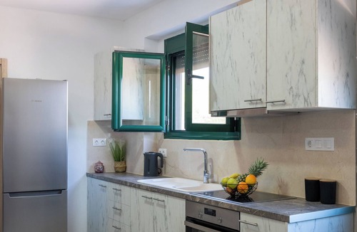 Malevizi House | Gazi Nature Retreat