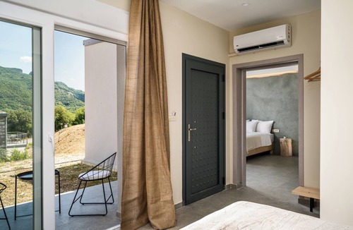 Central Tzoumerka Hotel | Gefiri Plakas Hotel