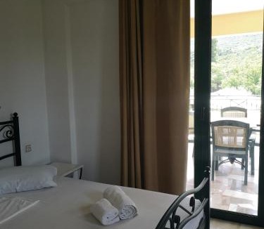 Epano Epidhavros Hotel | Gefyra Rooms